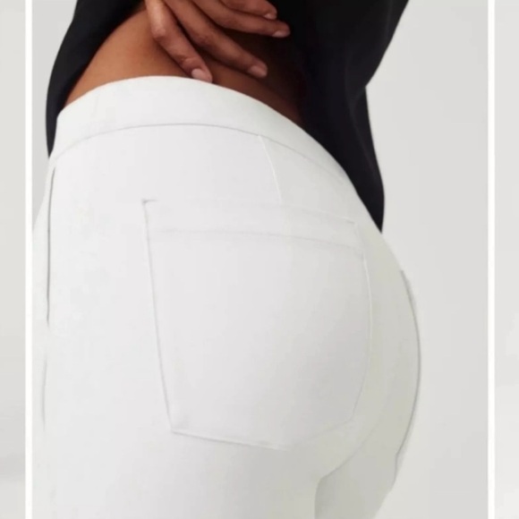 Spanx Ankle Pants Slim Straight Pants Shaping Elastic Waist MEDIUM - Picture 3 of 6